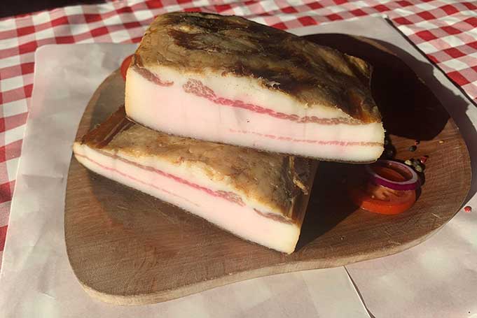 Mancsóék - Mangalica szalonna